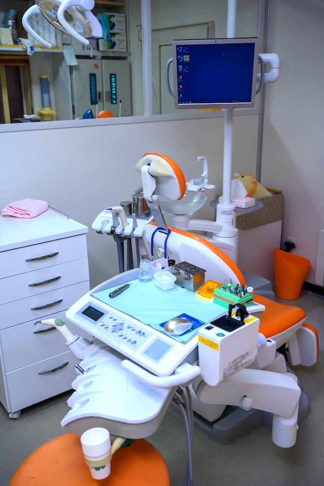 診察椅子 | エムズ歯科クリニック